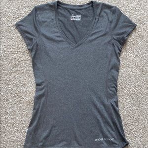 Under Armour top